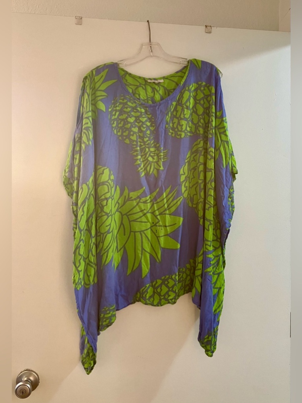 Women's Pineapple Aloha Print Tunic Top; Made in Hawaii; Has Holes in Front